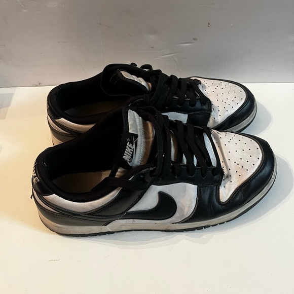 Nike SB Dunk Low leather low trainers Sz 9.5 Black White - Picture 9 of 12